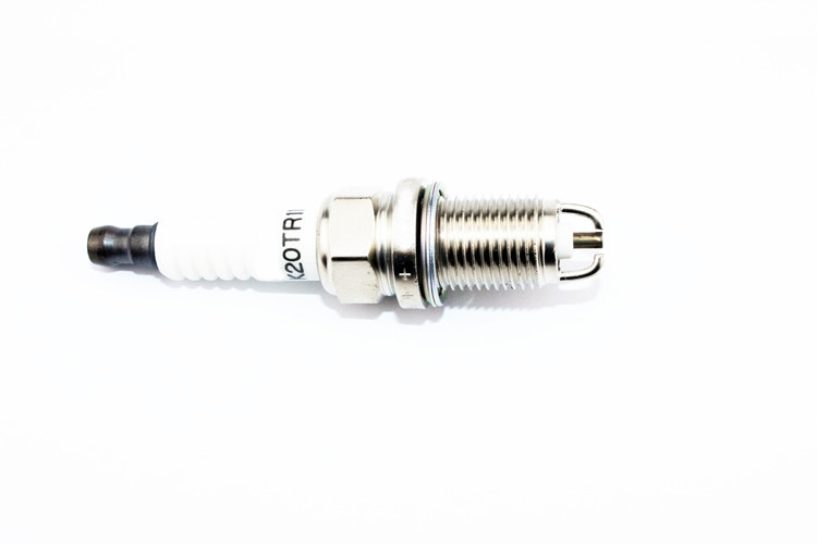 90919-01198/K20TR11 Iridium spark plug for AVALON/AVENSIS/CAMRY/IPSUM/RAV 4 I/SCEPTER/SIENNA