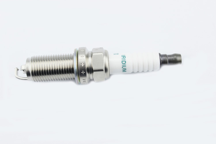 90919-01249/FK20HBR11 Iridium spark plug for CROWN Saloon/REIZI(GRX12)