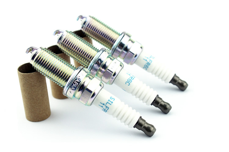 22401-AA750/PFR5B-11 Iridium spark plug for FORESTER(SG)2.5/IMPREZA Estate (GF)2.0
