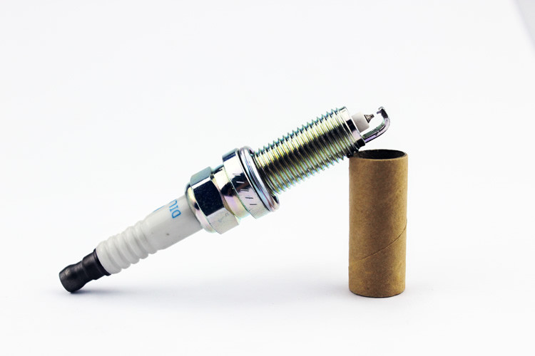 22401-CK81B/LZKAR6AP-11 Iridium spark plug QASHQAI/TIIDA/X-TRAIL/NV200/MICRA C+C/MARCH III/NOTE(E11)