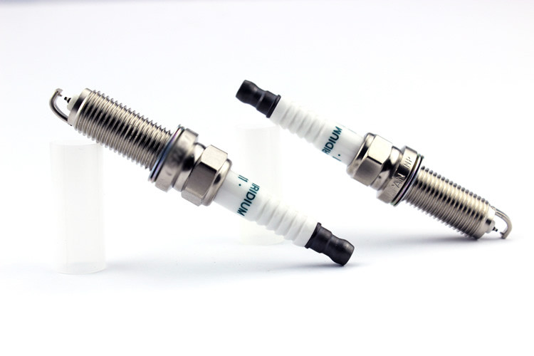 22401-EW61C/FXE22HR11 Iridium spark plug for 350Z(Z33)3.5/350Z Roadster/MURANO(Z51)3.5 4X4 