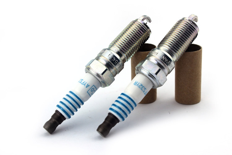 SP-530/AYFS-32Y-R Iridium spark plug